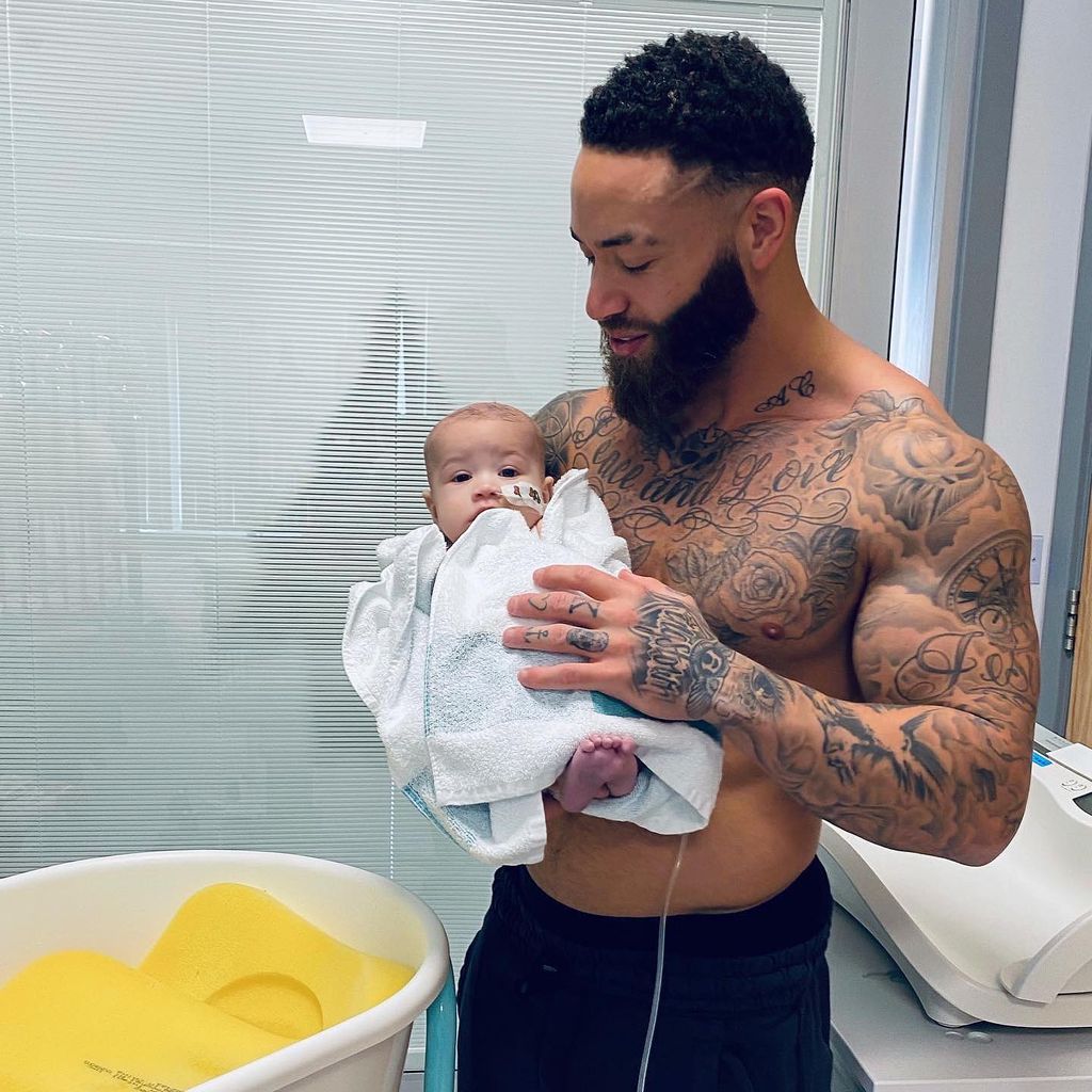 Ashley Cain und seine Tochter Azaylia