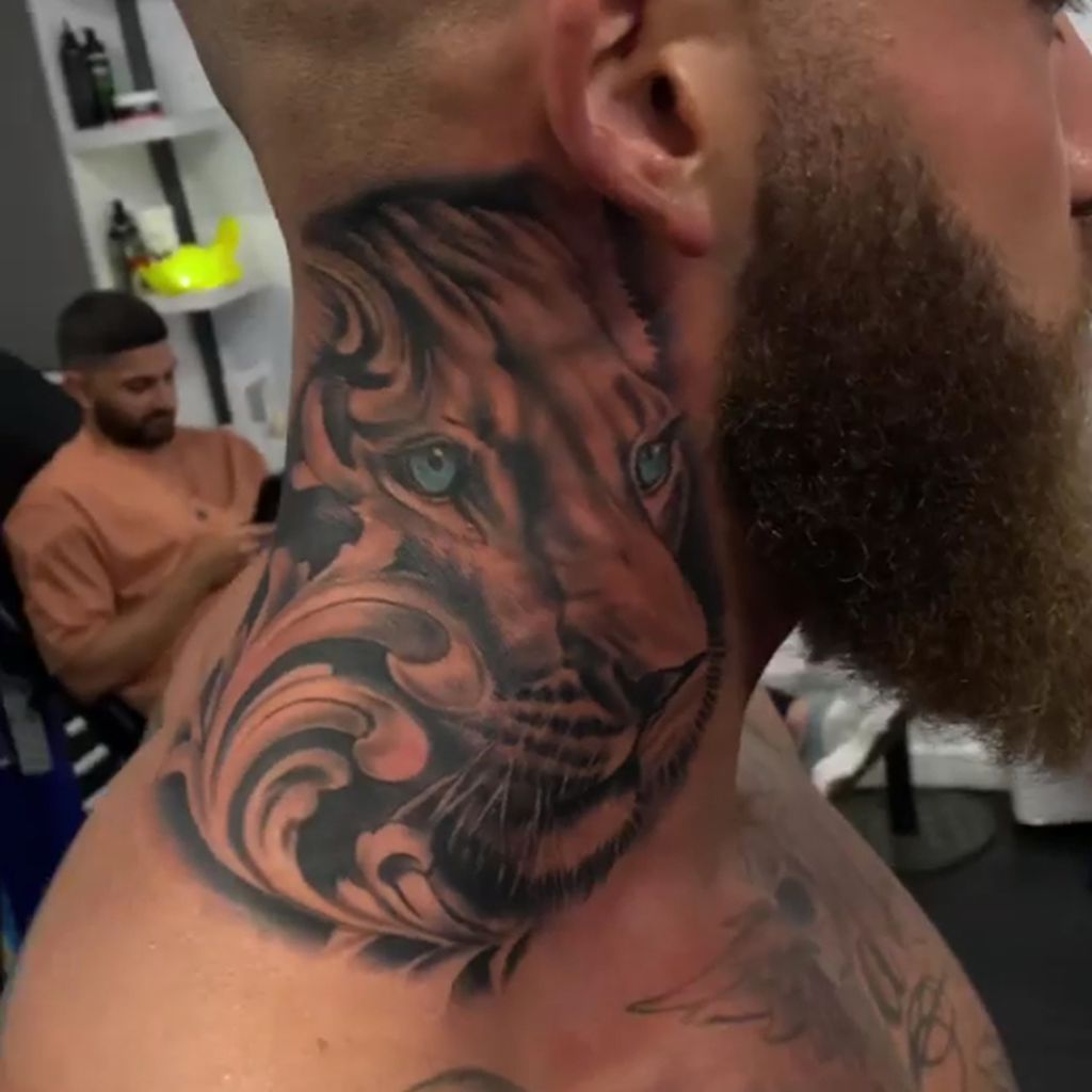 Ashley Cains Tattoo in Ehren seiner Tochter