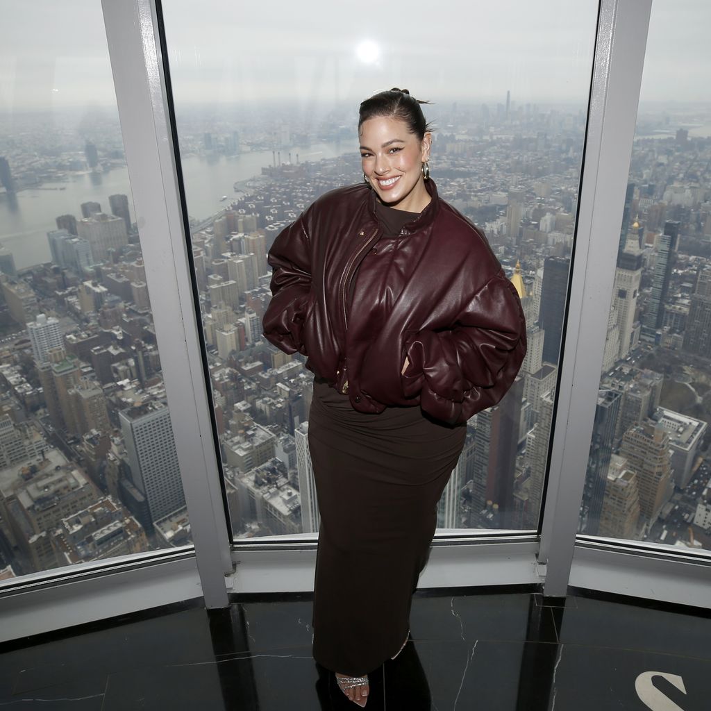 Ashley Graham auf dem Empire State Building