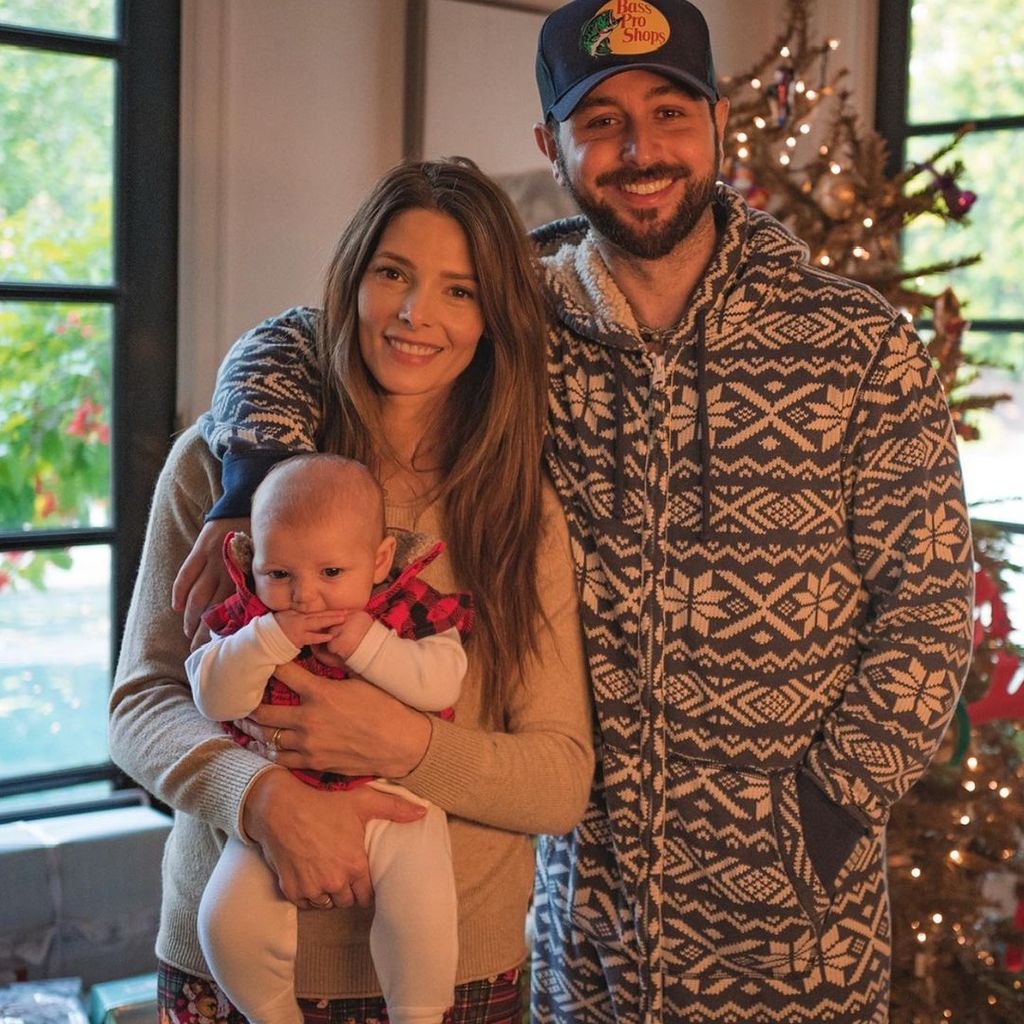 Ashley Greene mit Tochter Kinsgley und Paul Khoury, 2022