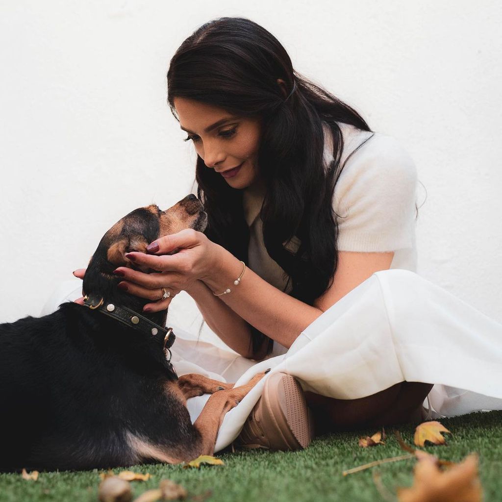 Ashley Greene und ihr Hund
