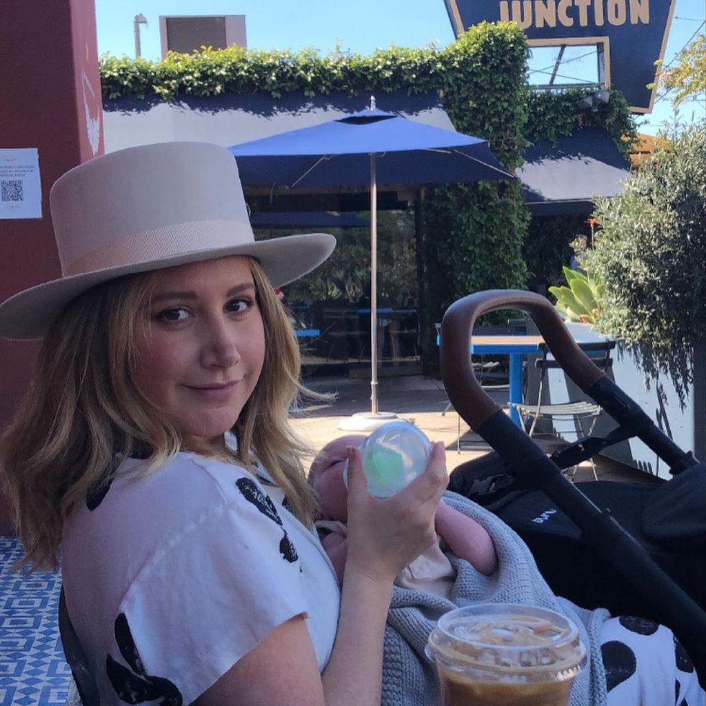 Ashley Tisdale mit Tochter Jupiter