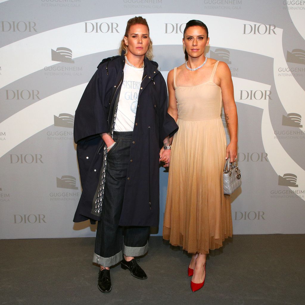 Die Profi-Fußballerinnen Ashlyn Harris und Ali Krieger