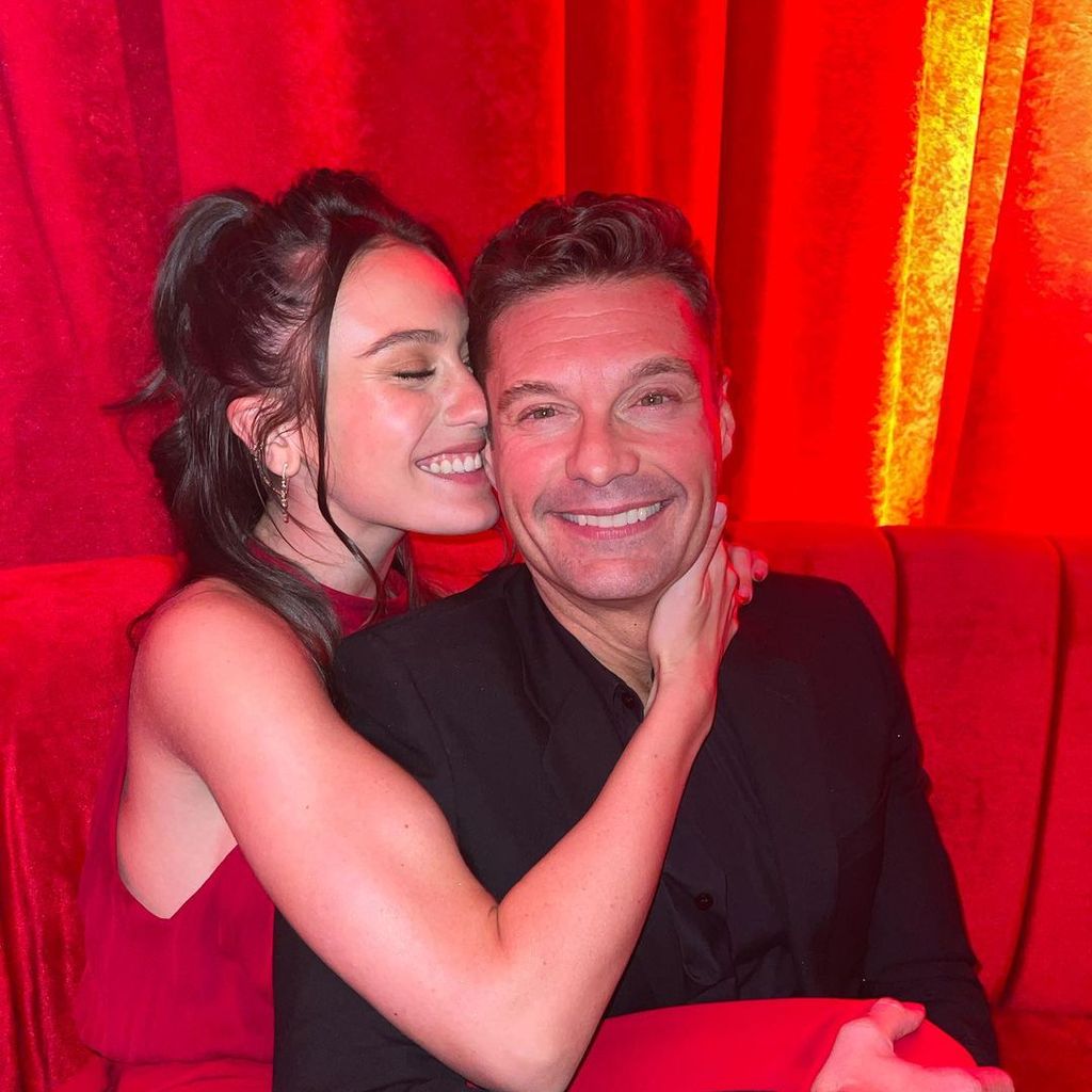 Aubrey Paige Petcosky und Ryan Seacrest an Silvester 2021