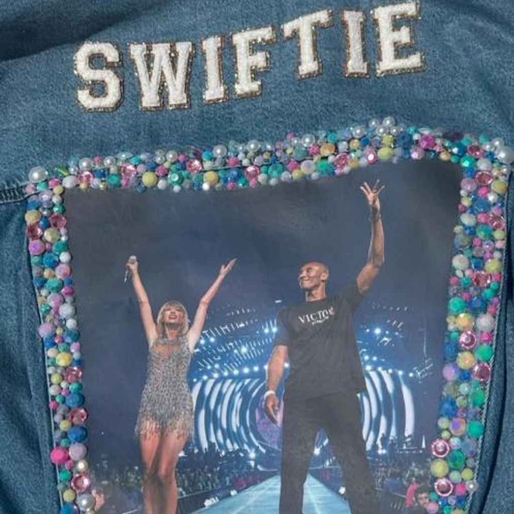 Aufnäher von Taylor Swift und Kobe Bryant au Vanessa Bryants Jacke