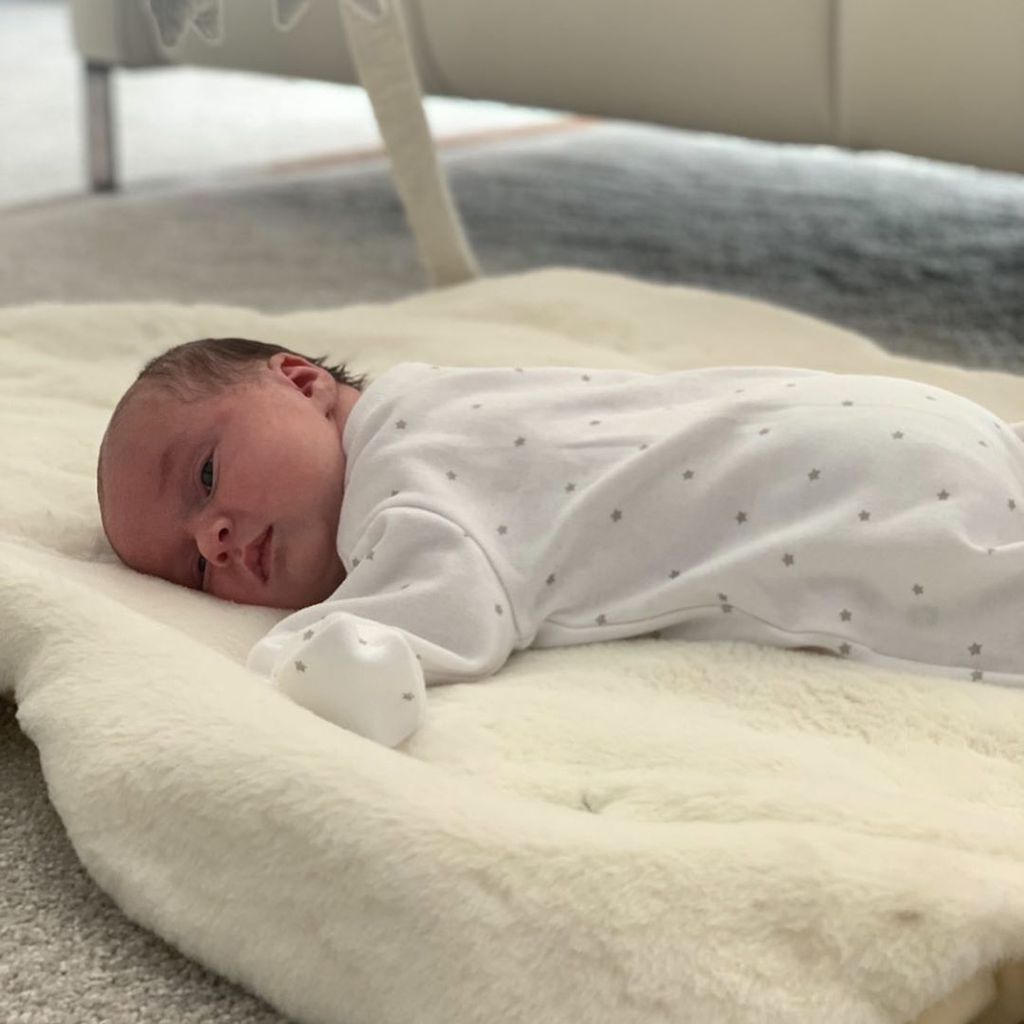 Ella Jordan, die Tochter von James und Ola Jordan, im April 2020