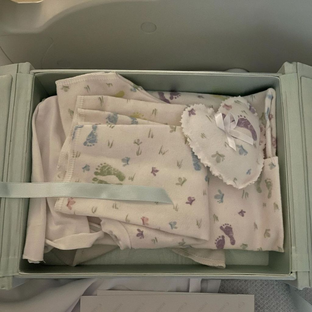 Babysachen von Maya Vander