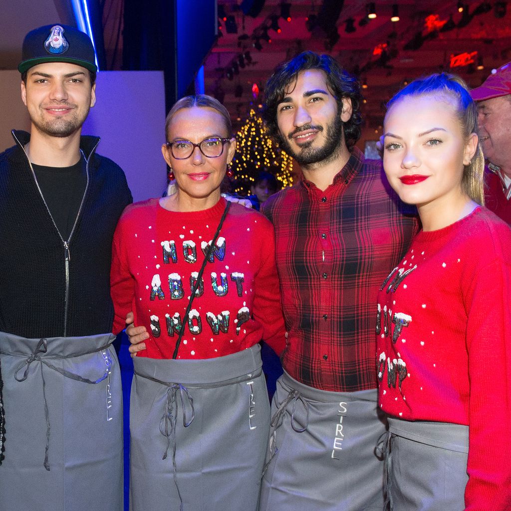 Baerbel Wierichs, Jimi Blue, Natascha und Cheyenne Ochsenknecht sowie Umut Kekili (2.v.r.)