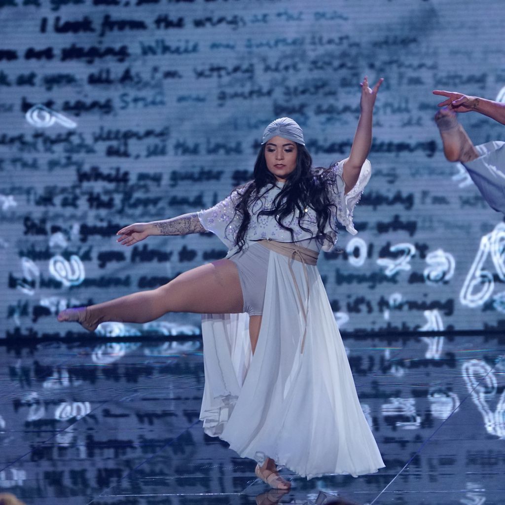 Bahar Kizil neben einem Tänzer im Finale der RTL-Show "Dance Dance Dance"