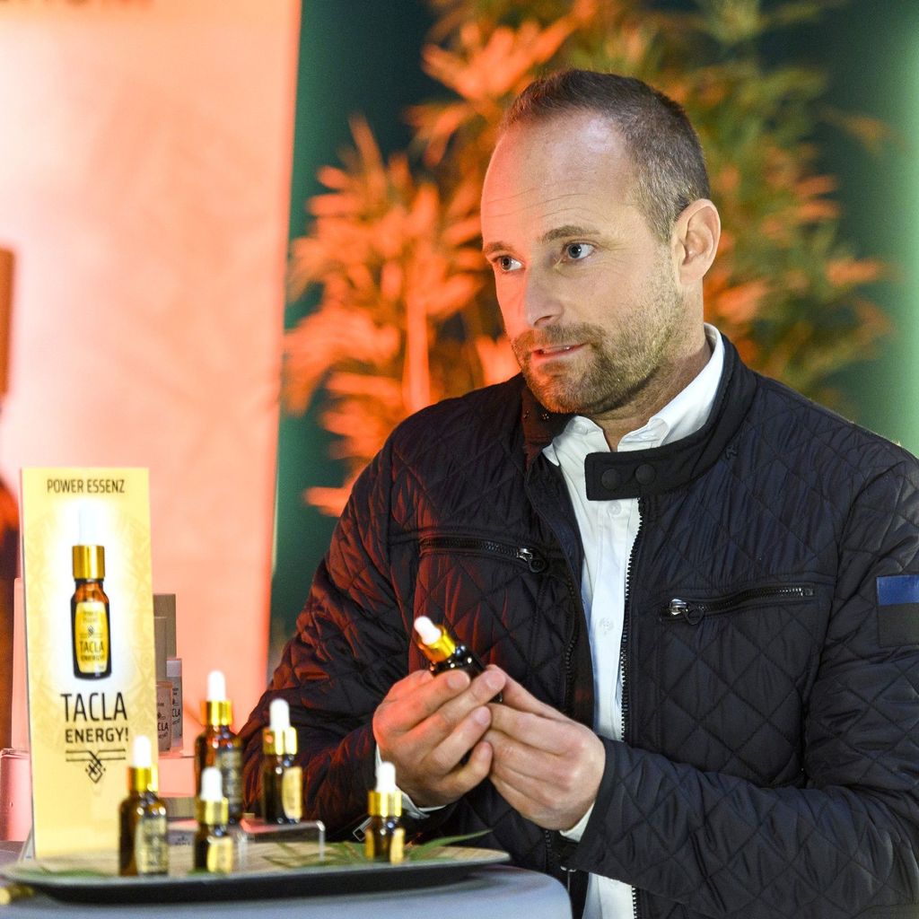 Balian Buschbaum beim "Alles was zählt"-Dreh