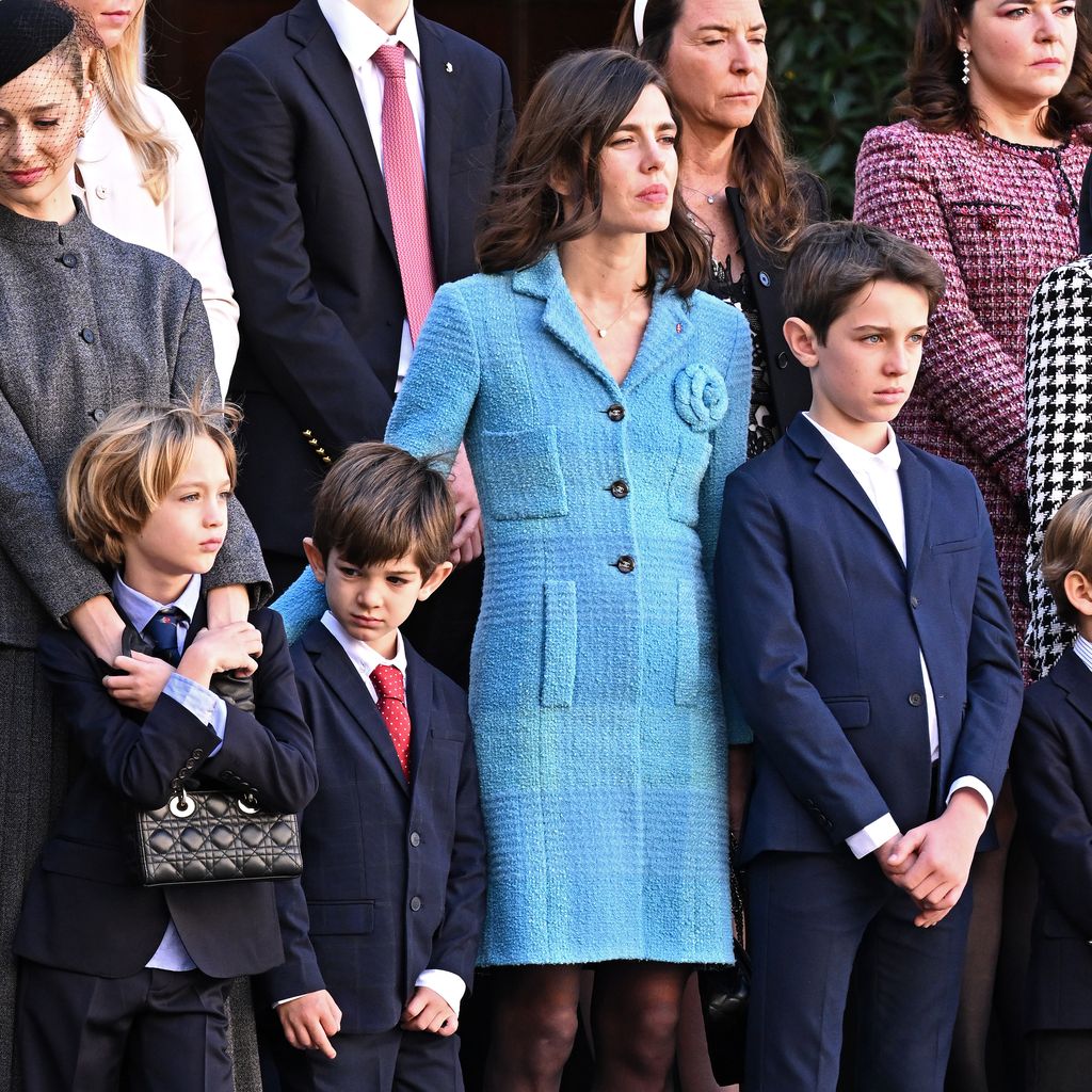 Balthazar, Charlotte Casiraghi und Raphael im November 2024