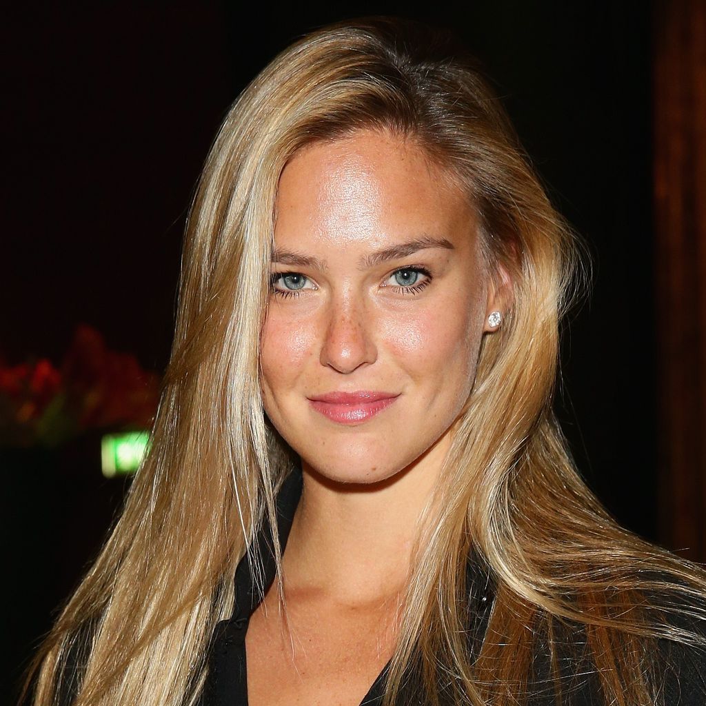 Bar Refaeli im Dezember 2013