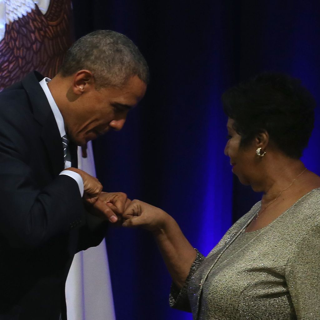 Barack Obama und Aretha Franklin 2015