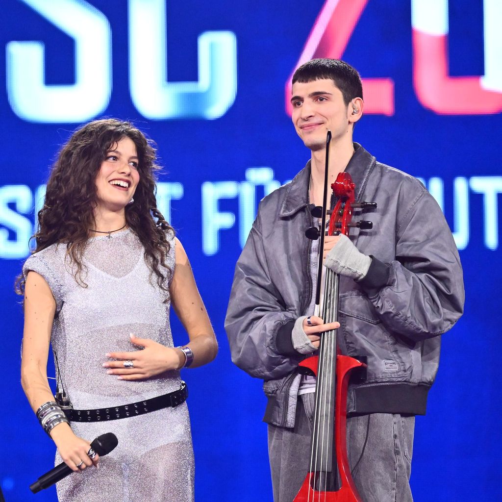 Barbara Schöneberger und Abor & Tynna bei "Chefsache ESC 2025 - Wer singt für Deutschland?"
