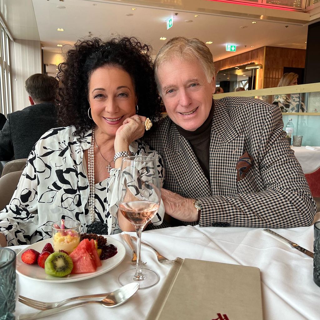 Schauspielerin Barbara Wussow und ihr Mann Albert Fortell, Februar 2024