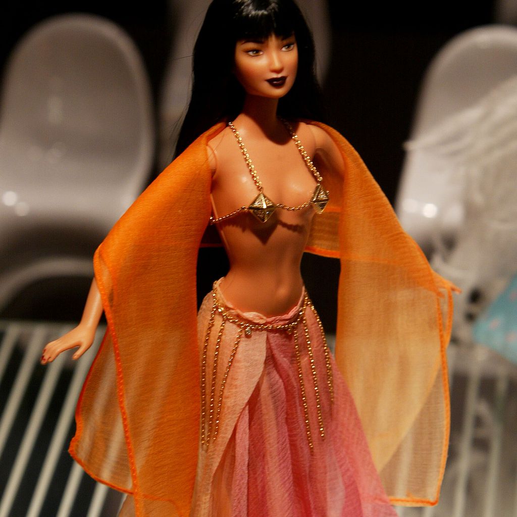 Barbie 2003 in Paris