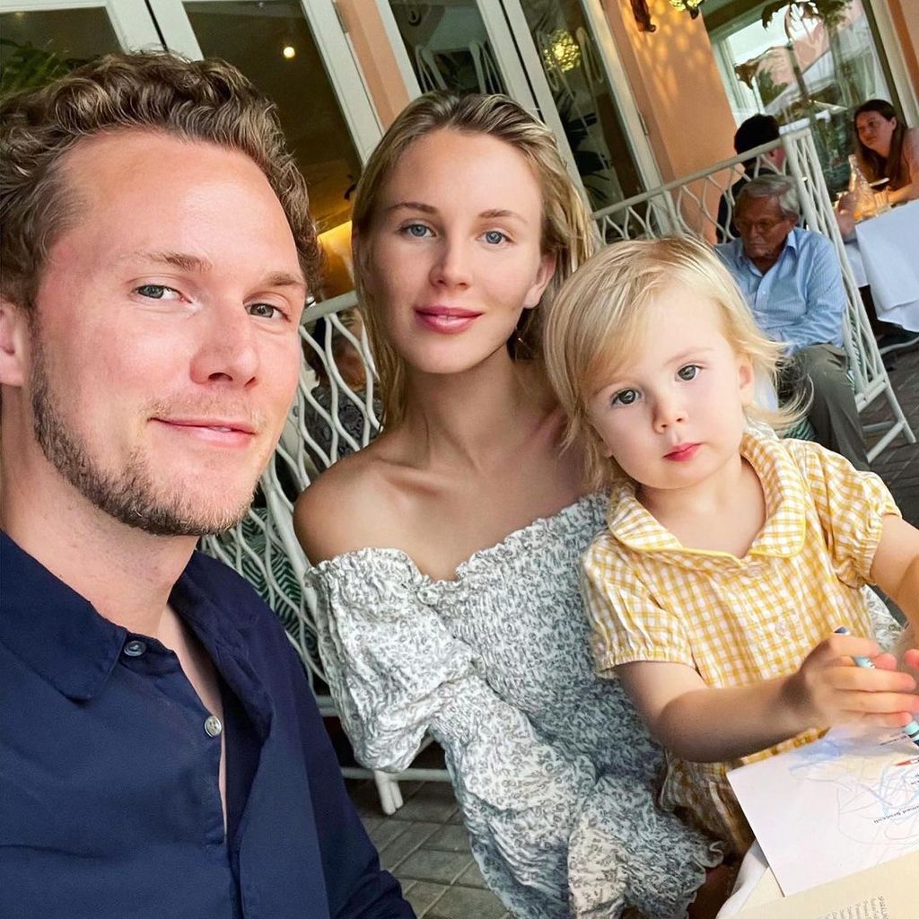 Barron Hilton mit seiner Frau Tessa und seiner Tochter, April 2022