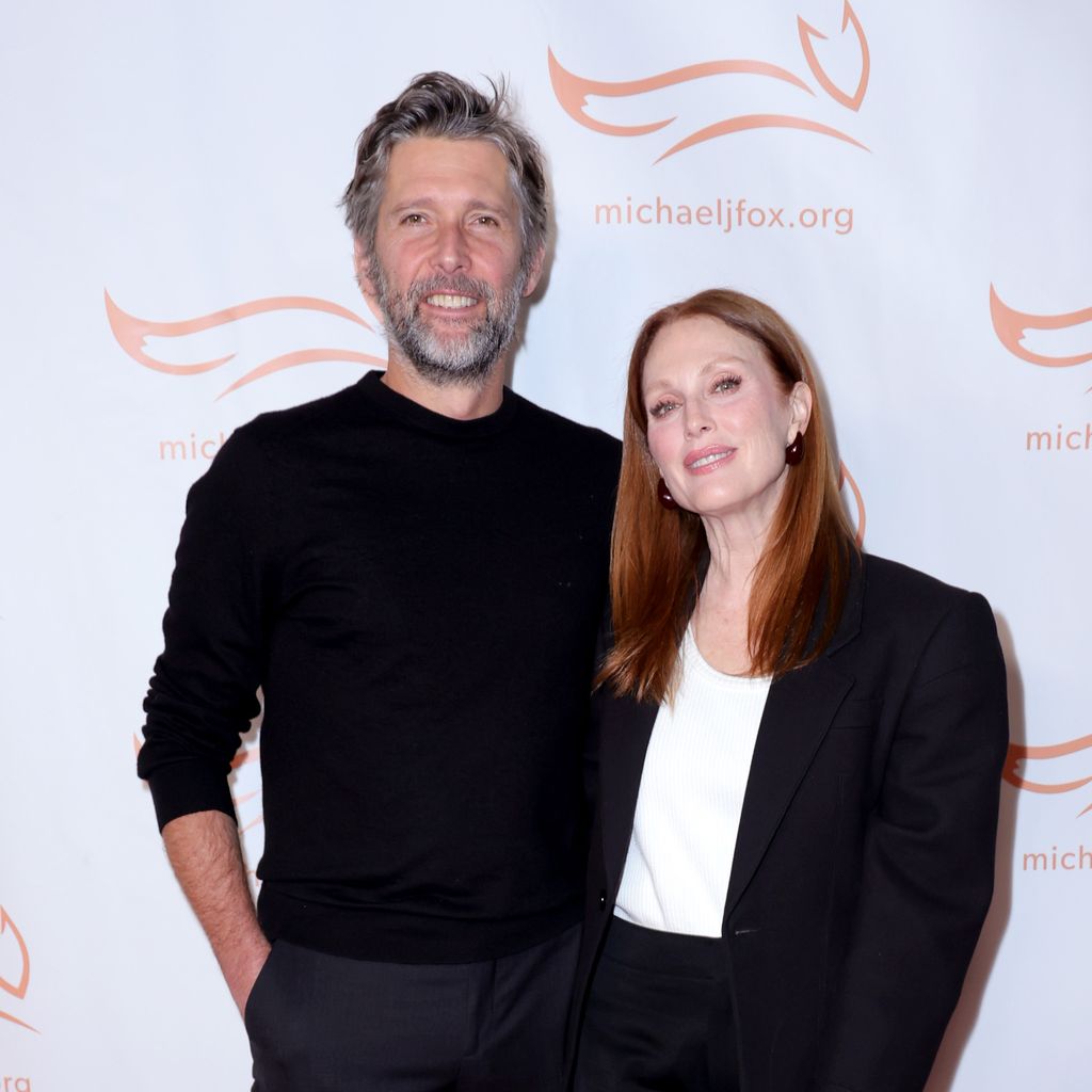 Bart Freundlich und Julianne Moore im November 2023