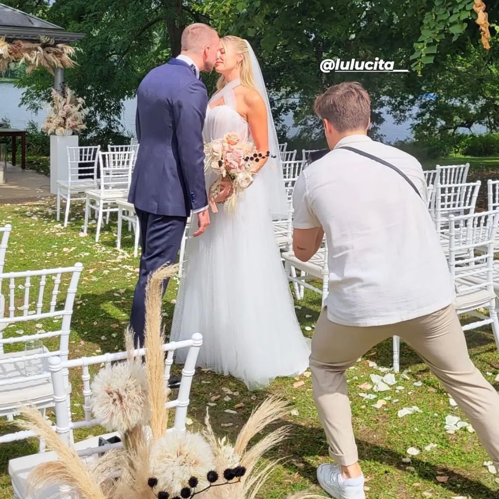 Basti Scheibe und Sophia-Luisa Lewe bei ihrer Hochzeit