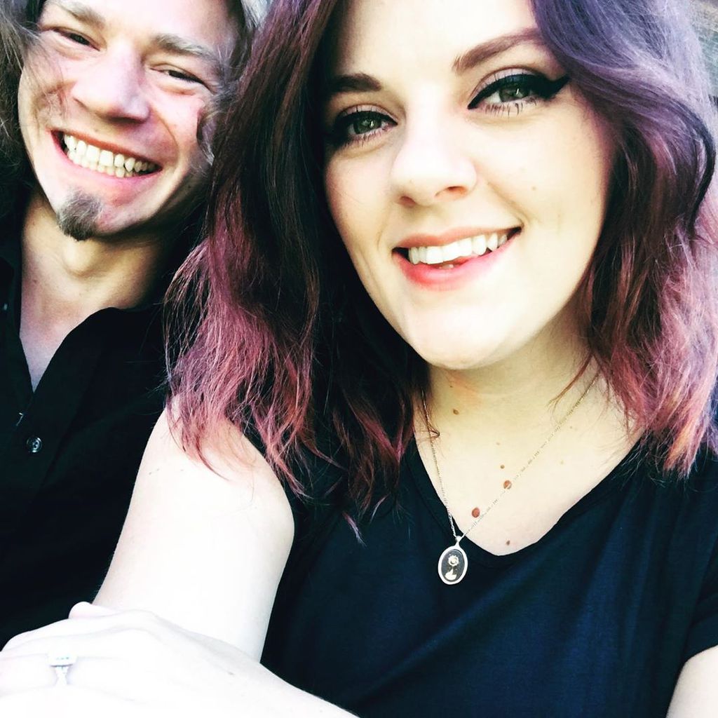 Bear Brown mit seiner Freundin Raiven, August 2019