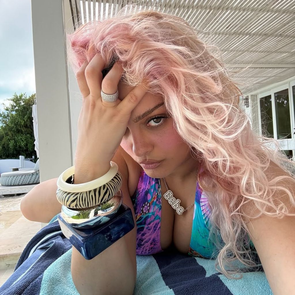 Bebe Rexha im Urlaub