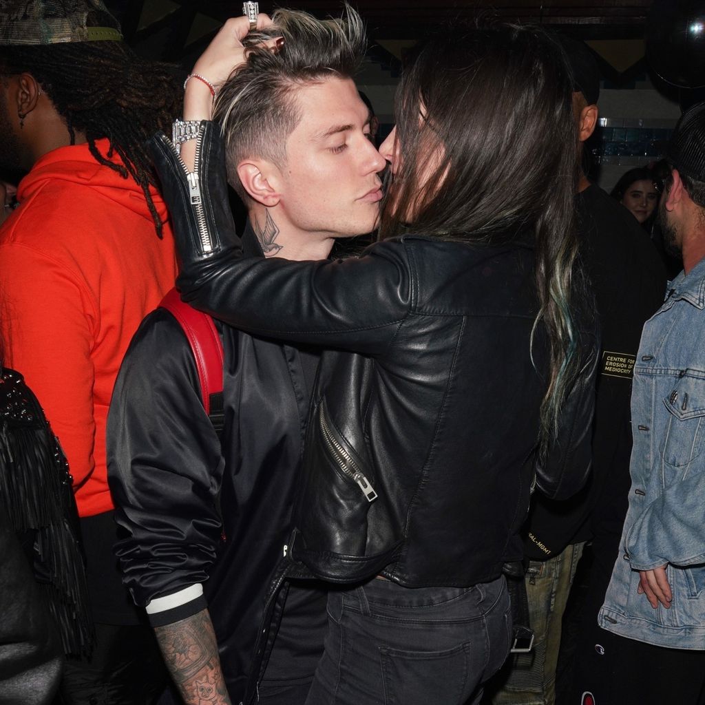 Bella Thorne mit ihrem Freund Benjamin Mascolo auf Noah Cyrus' Geburtstagsparty