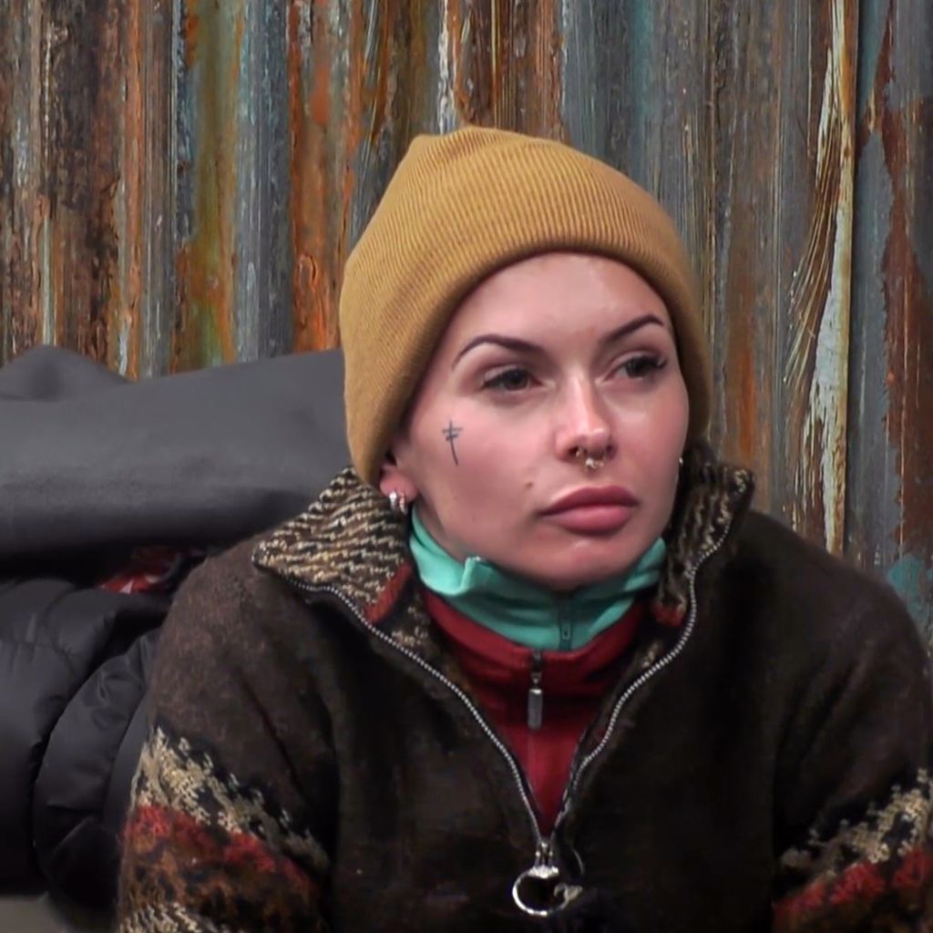 Bellydah Venosta und Edith Stehfest in "Das große Promi-Büßen"