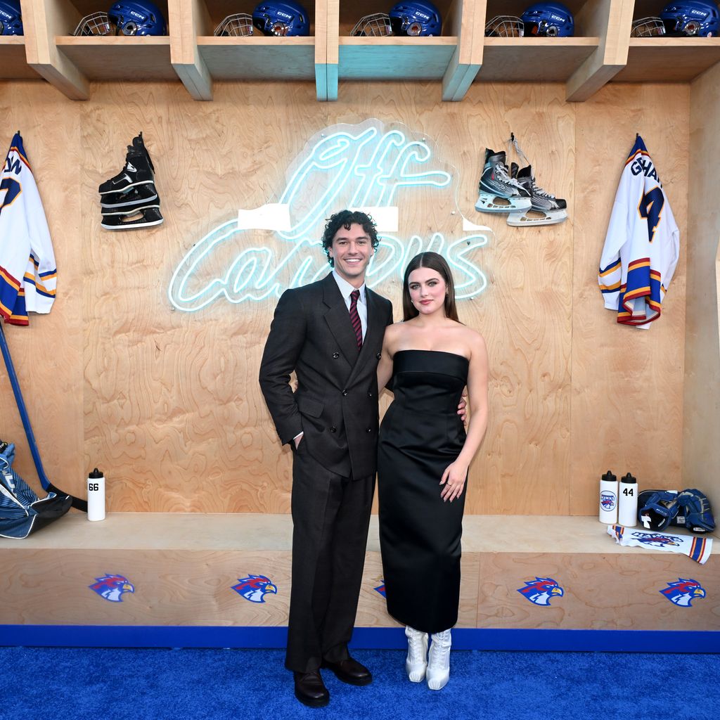 Belmont Cameli und Ella Bright bei der Premiere und After-Party von "Off-Campus" in Los Angeles