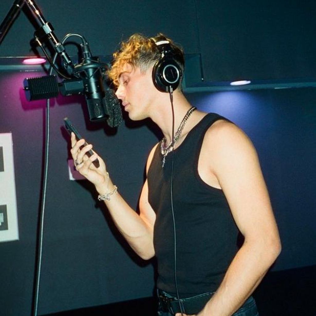 Bene Schulz im Tonstudio