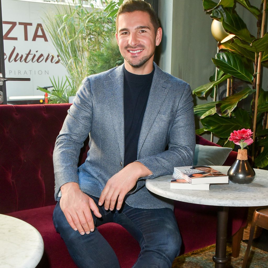 Benjamin Piwko bei seiner Buchpräsentation