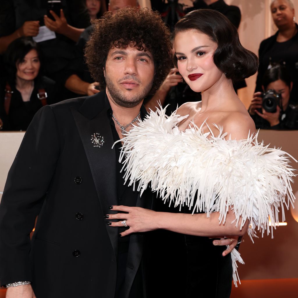 Benny Blanco und Selena Gomez bei den Golden Globe Awards 2026