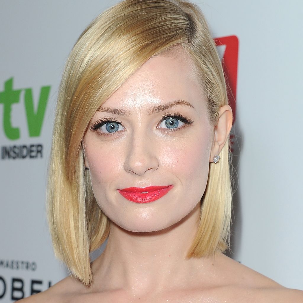 Beth Behrs bei den "Television Industry Advocacy Awards"