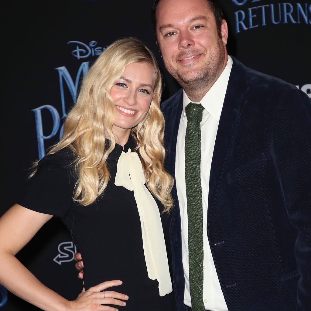 Beth Behrs und Michael Gladis im November 2018