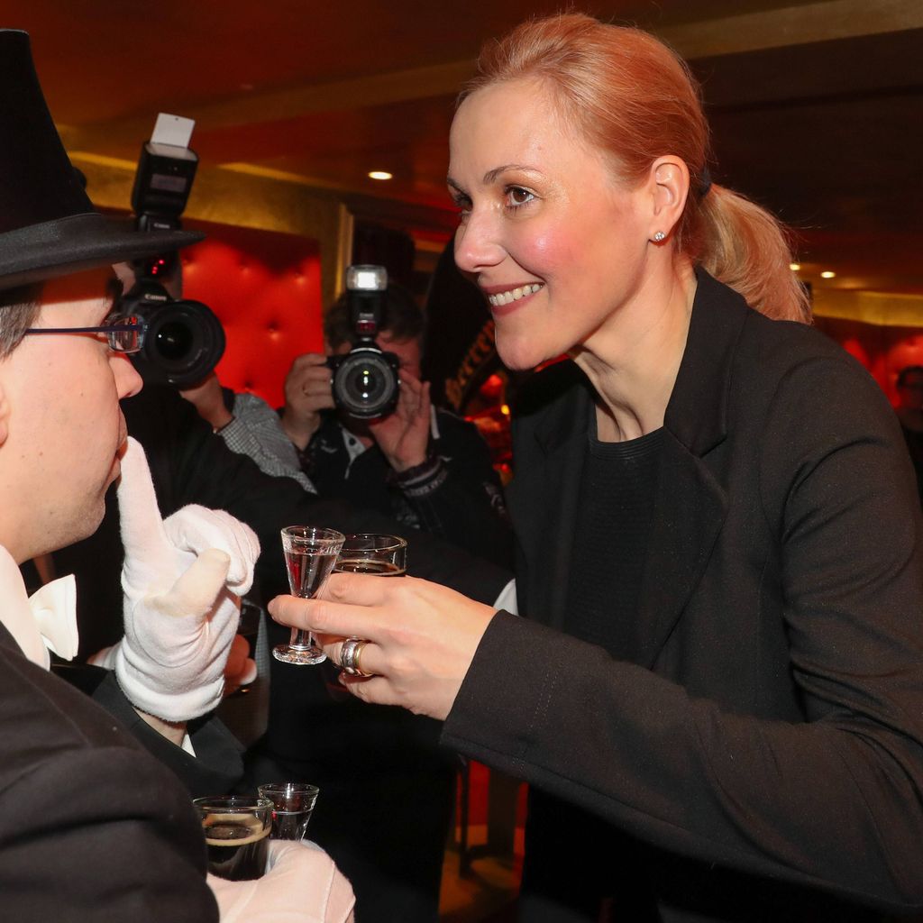 Ex-First Lady Bettina Wulff bei der ersten Stunk Sitzung der Lindener Narren in Hannover, 2017