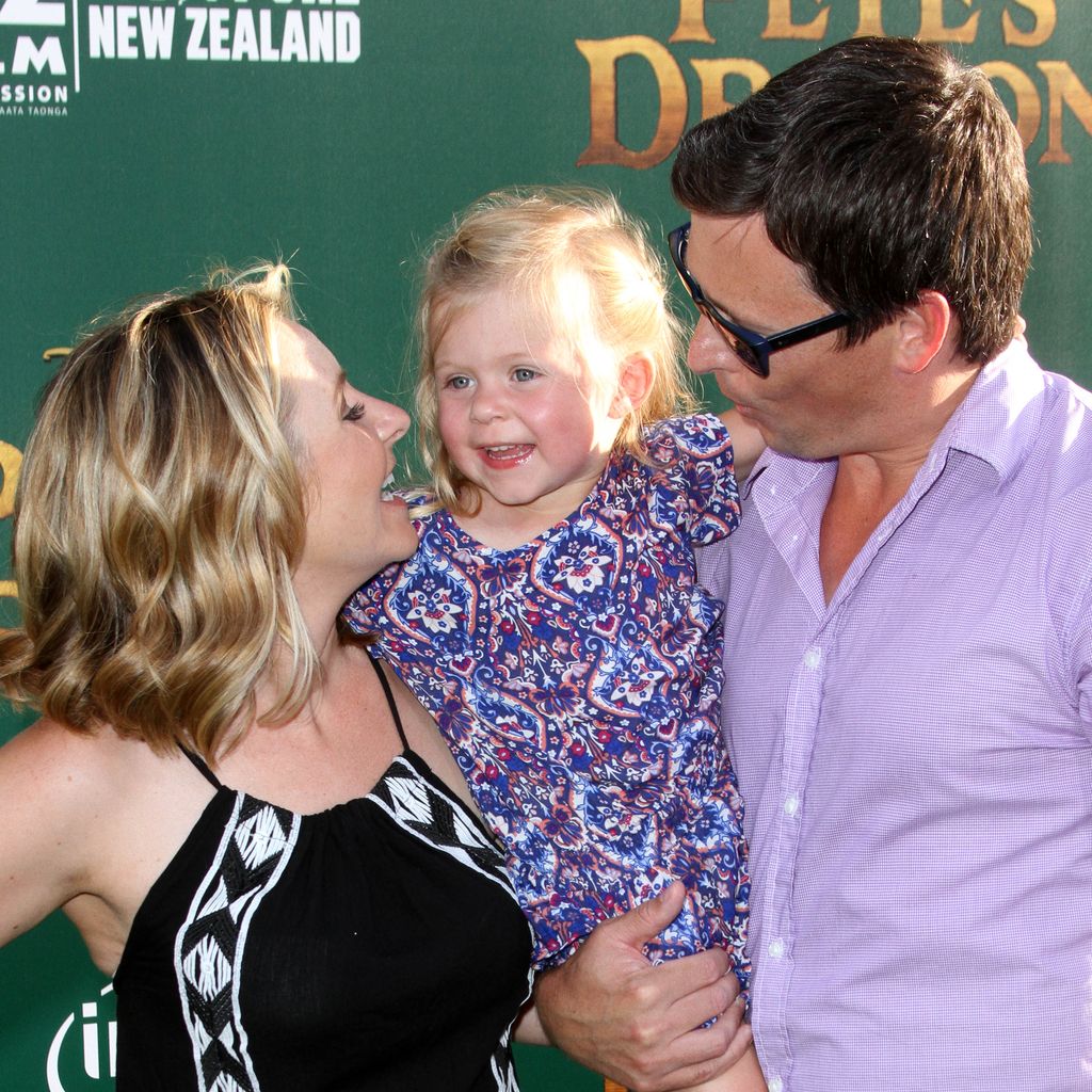 Beverley Mitchell, Tochter Kenzie und Ehemann Michael Cameron