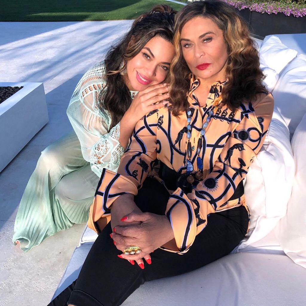 Beyoncé mit ihrer Mama Tina Knowles
