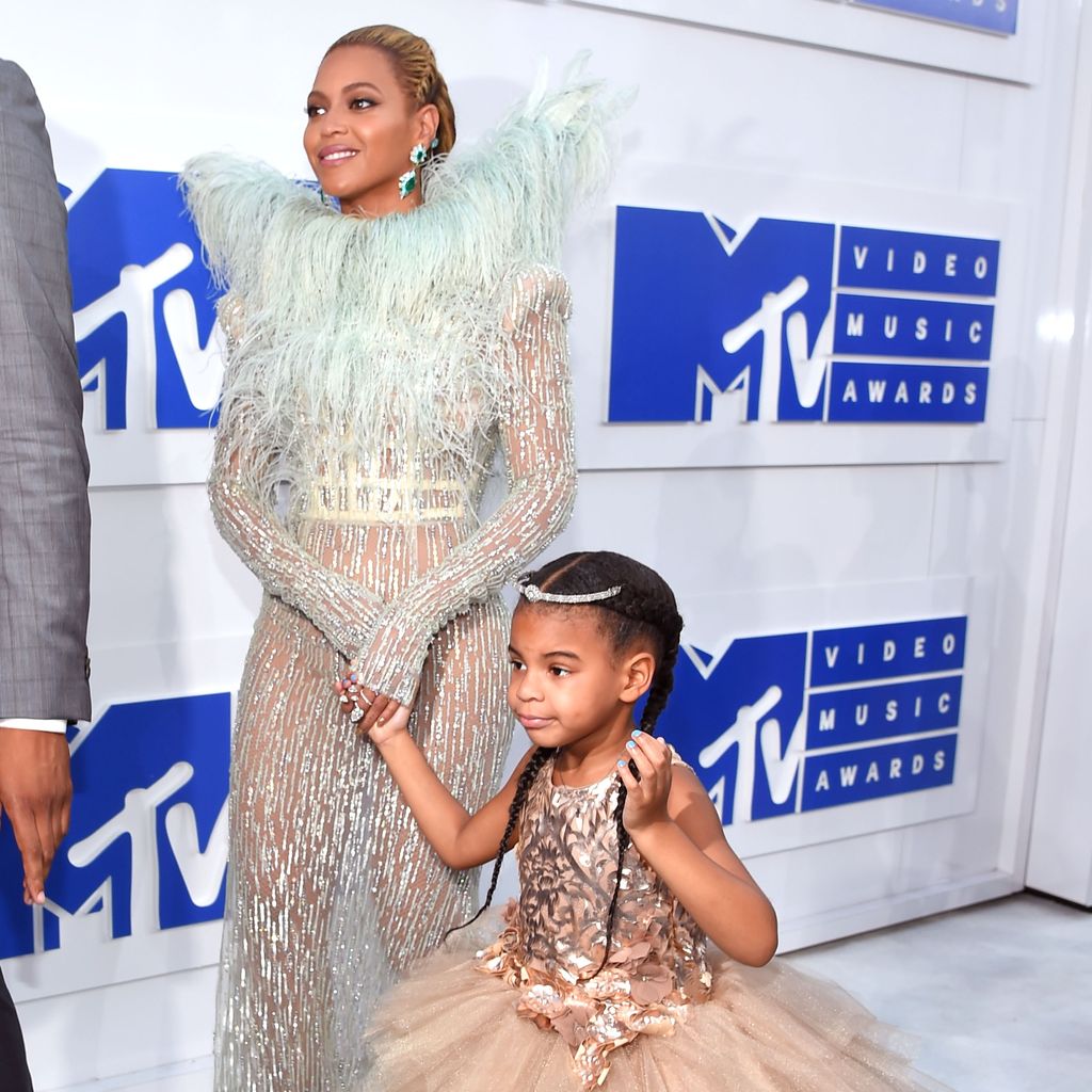Beyoncé und Blue Ivy 2016 bei den MTV Video Music Awards in New York