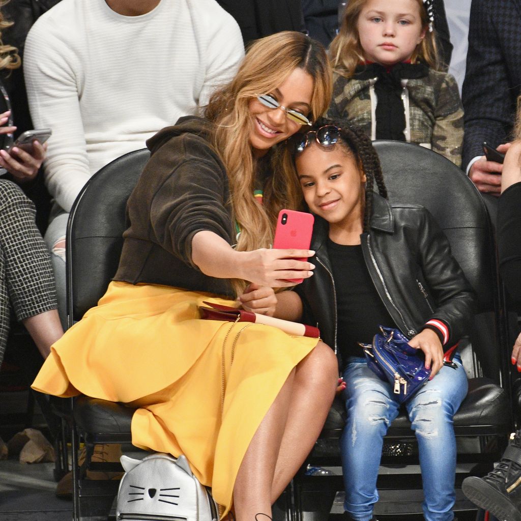 Beyoncé und ihre Tochter Blue Ivy beim 67. NBA All-Star Game