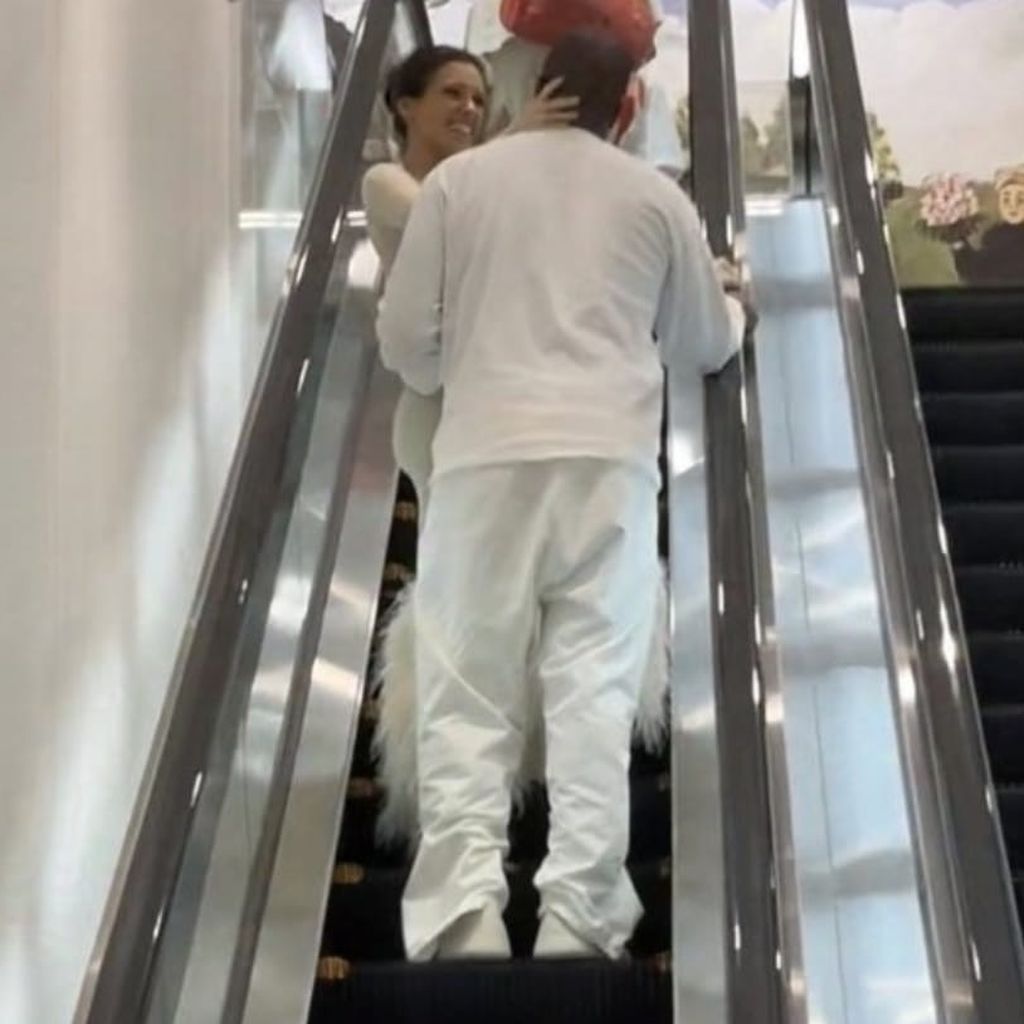 Bianca Censori und Kanye West im Oktober 2024 in Tokio
