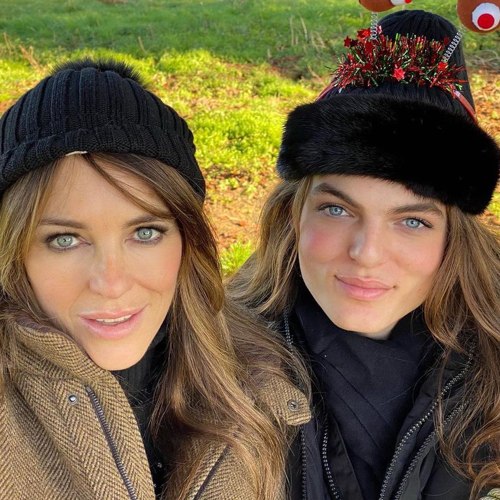 Liz und Damian Hurley, 2019