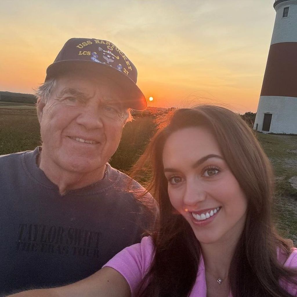 Bill Belichick und Jordon Hudson, Sommer 2024