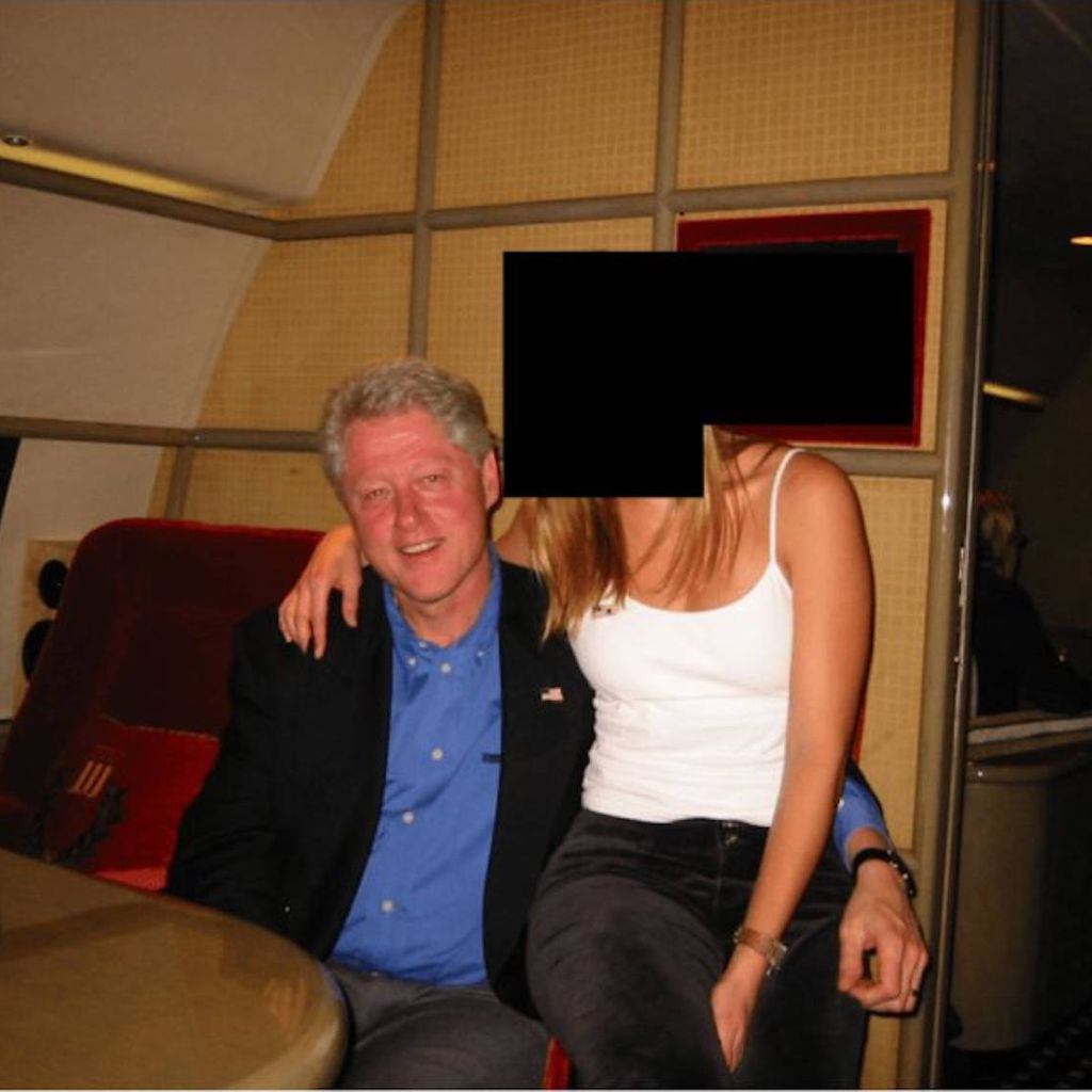 Bill Clinton mit einer unkenntlich gemachten Frau, Epstein-Akten Dezember 2025