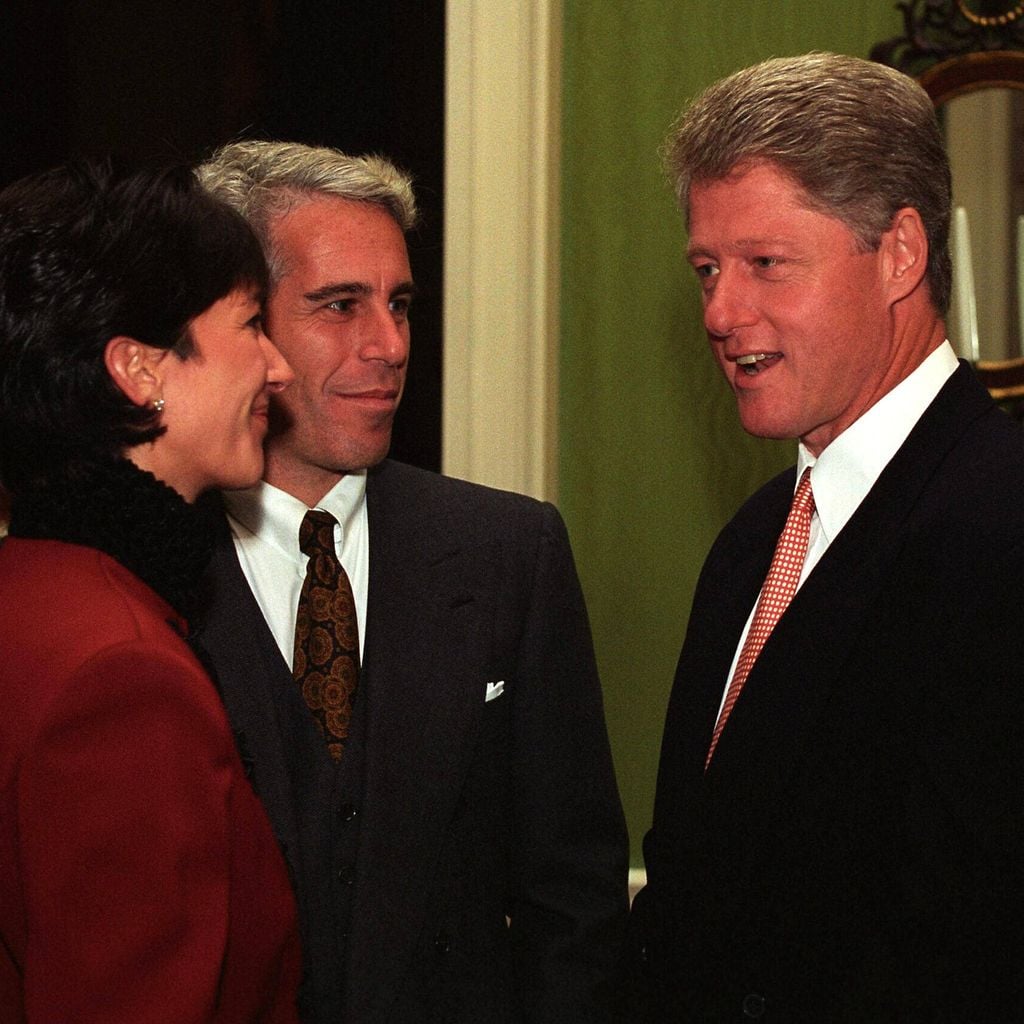 Bill Clinton im Gespräch mit Jeffrey Epstein und Ghislaine Maxwell bei einem Event im Weißen Haus, Washington, 29. September 1993