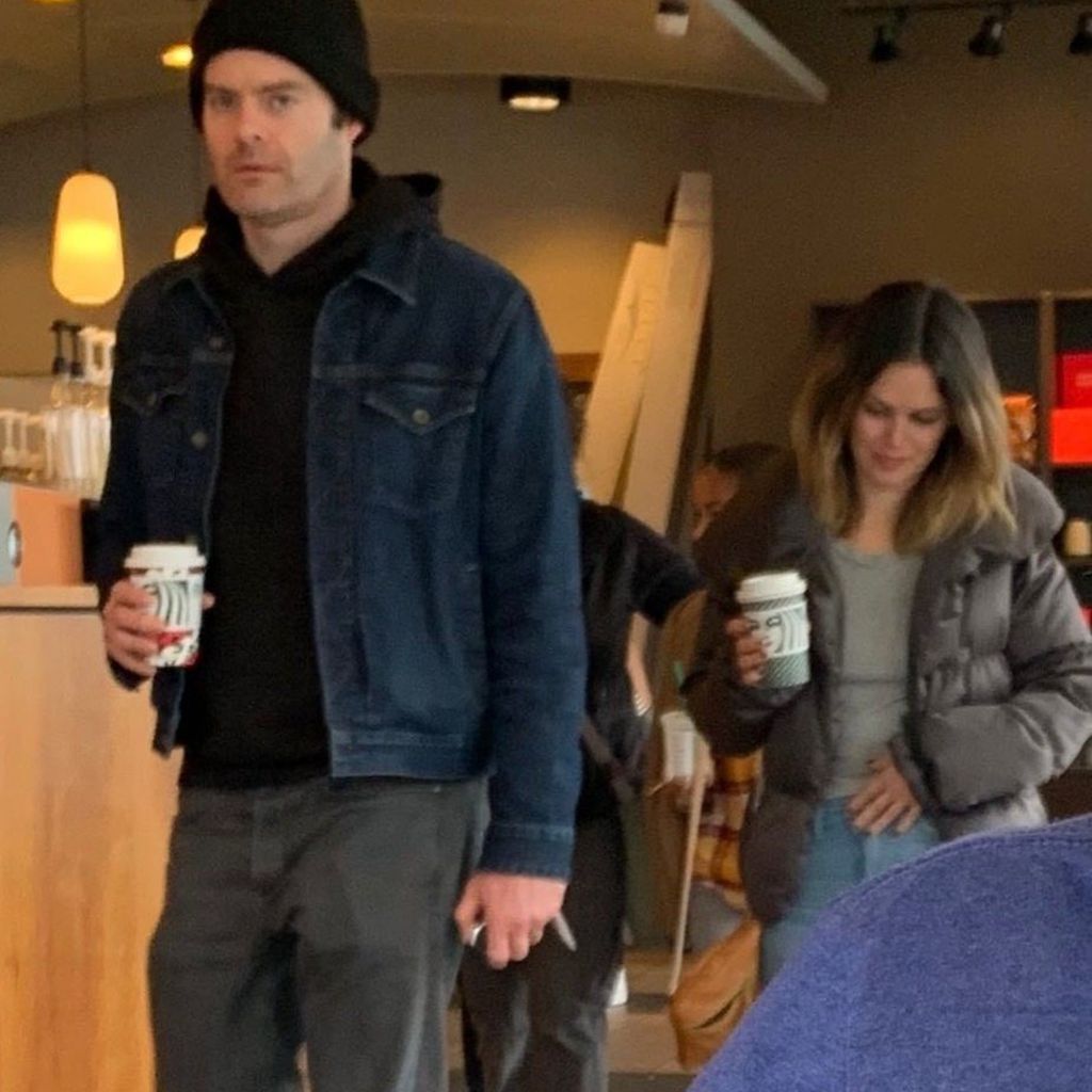 Bill Hader und Rachel Bilson in einem Café in Tulsa