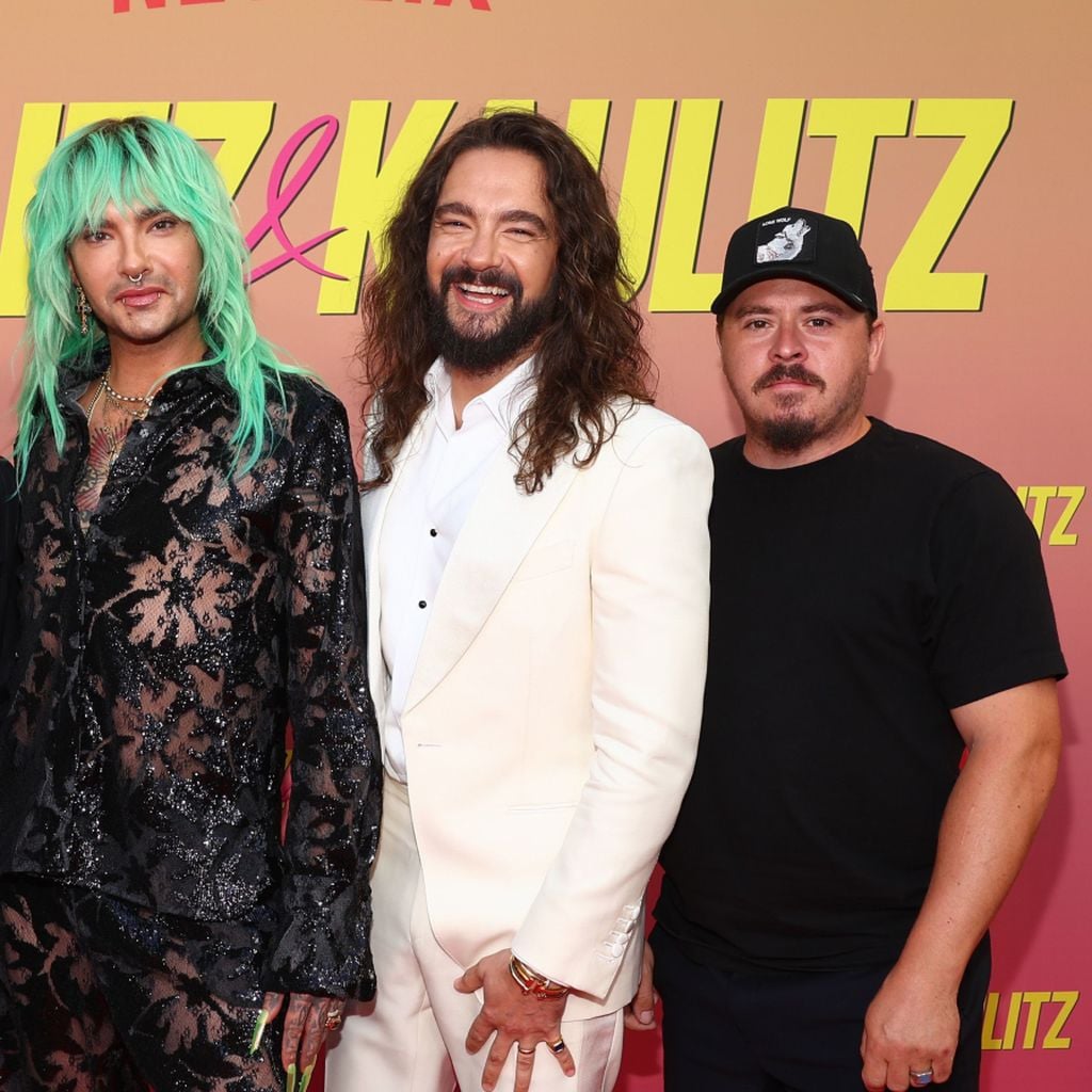 Bill Kaulitz, Tom Kaulitz und Gustav Schäfer posieren