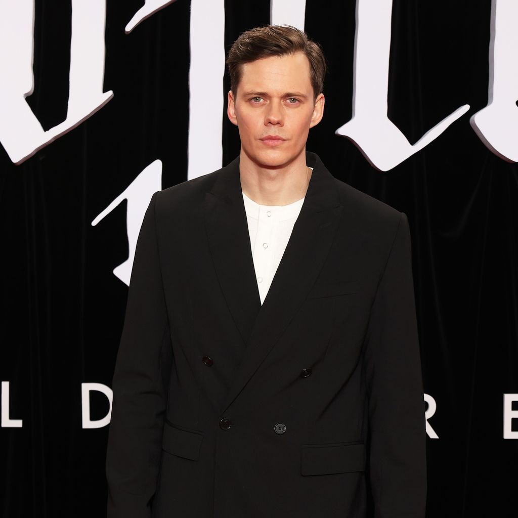 Bill Skarsgård auf der Weltpremiere von "Nosferatu" in Berlin, Dezember 2024