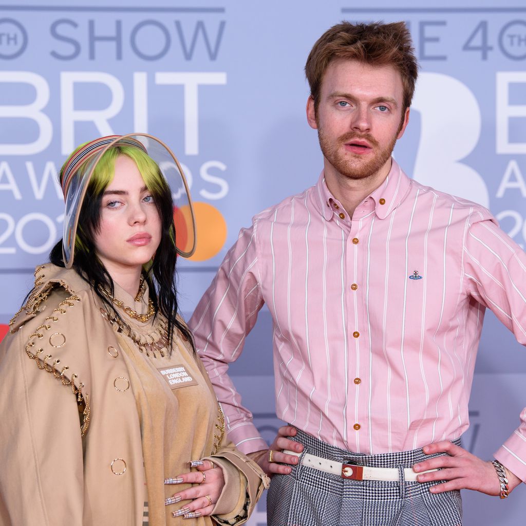 Billie Eilish und ihr Bruder Finneas O'Connell bei den Brit Awards im Jahr 2020