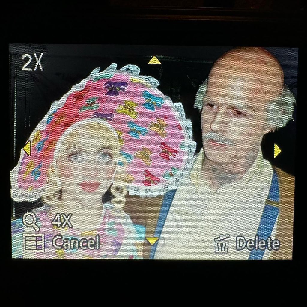 Billie Eilish und Jesse Rutherford an Halloween
