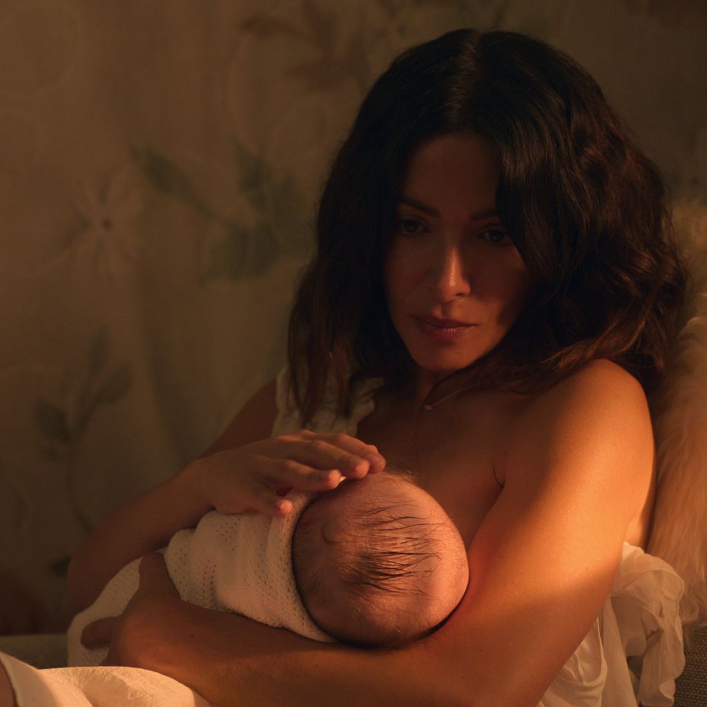 Billie (Sarah Shahi) in "Sex/Life"