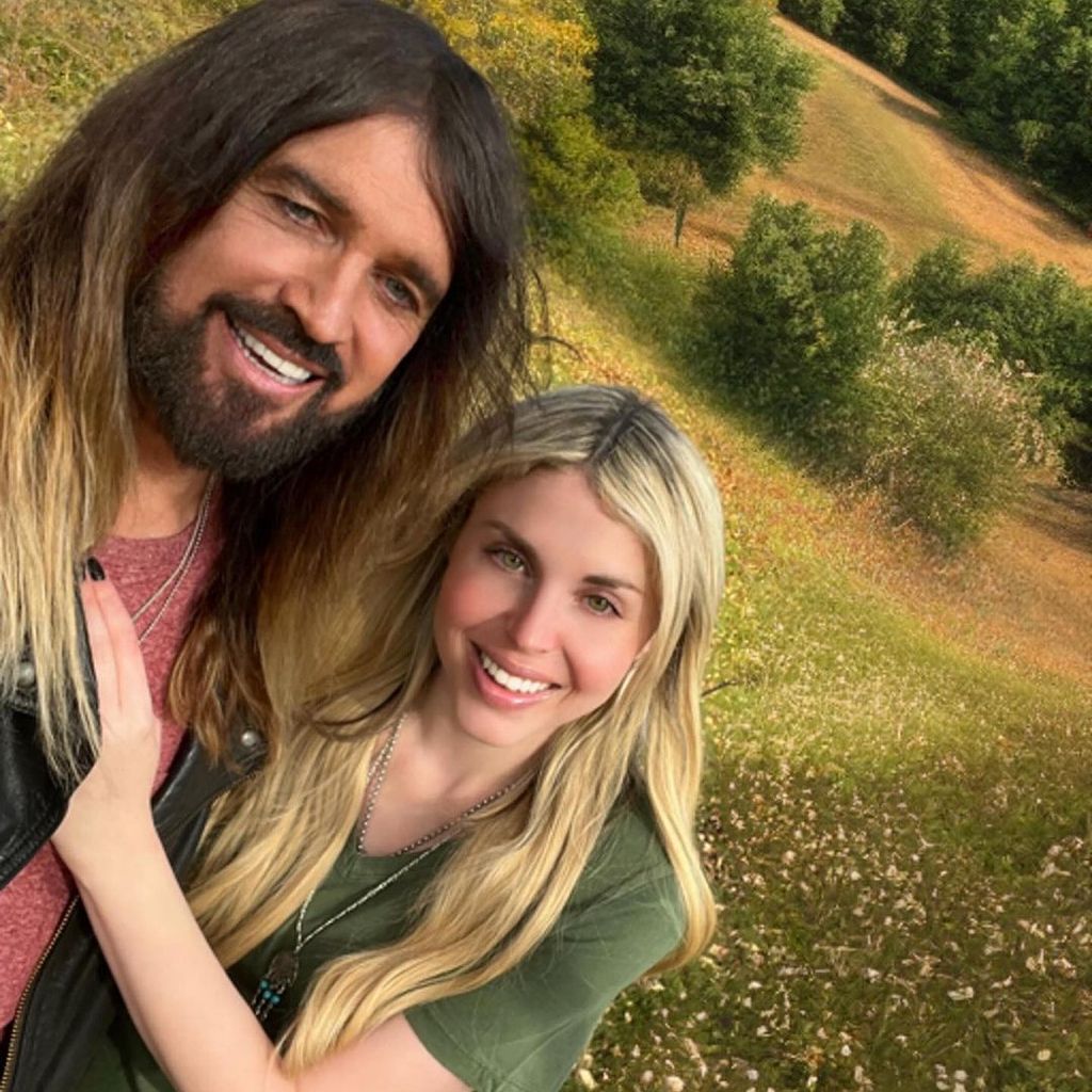 Billy Ray Cyrus und Firerose, 2023